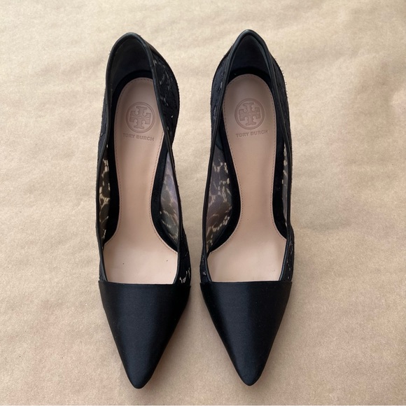 Tory Burch Glenna Pump Camellia Satin Lace Heels Size 10 Black - Picture 2 of 9